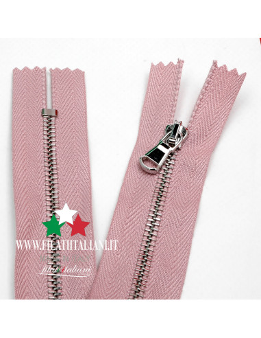 ZIP6252  CHIUSURA LAMPO UN CURSORE FISSA 25 CM 4.5 mm