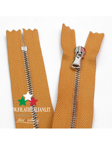 ZIP6257    ZIPPER IN BRUSHED METAL 25CM 4.5 mm