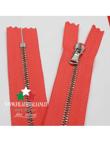 ZIP6258    ZIPPER IN BRUSHED METAL 25CM 4.5 mm