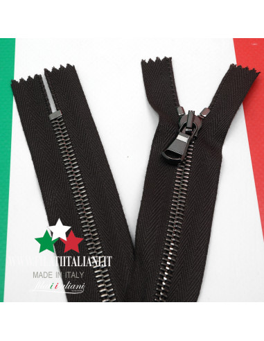 ZIP7931  ZIPPER IN BRUSHED METAL GUNMETAL 25CM 5.8 mm