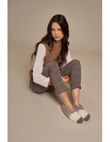 SLI0103   FILATO PER CALZETTERIA art. SLIPPERS 200g LANE DU NORD